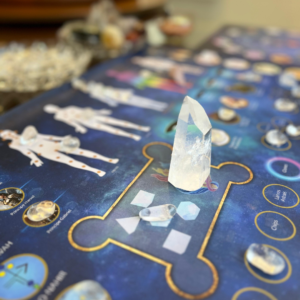 ALMA EM ALQUIMIA MESA CRISTALINA COM CARLA CAELARYS